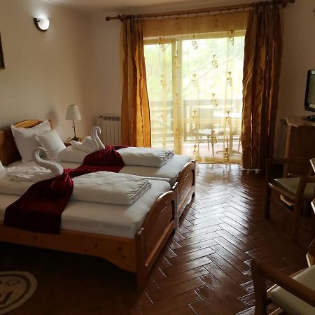 Hotel Wels Baltenii de Sus ภายนอก รูปภาพ