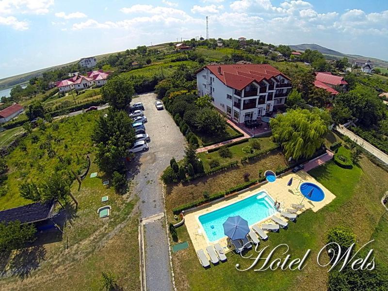 Hotel Wels Baltenii de Sus ภายนอก รูปภาพ